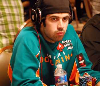 jason-mercier-continued-his-hot-run-and-finished-the-day-in-the-top-30-in-chips-194321